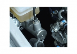 Perrin uchycení brzdového válce - Subaru Impreza WRX STI (15+)