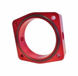 Torque Solutions červená podložka pod škrtící klapku - Nissan 350z (03 - 06)