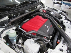 AEM přední horní rozpěra - Mitsubishi Lancer EVO X