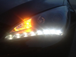 Spec-D Tuning přední čirá světla LED R8 - Hyundai Genesis Coupe (10 - 12)