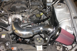 Injen sportovní kit sání - Ford Mustang 4.0L V6 (05-06)