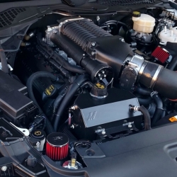 Mishimoto nádržka na chladící kapalinu - Ford Mustang (2015+)