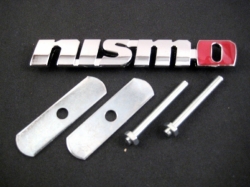 JDM logo Nismo na přední masku - Nissan Juke, 370Z, GTR, 350z, 180SX, atd.